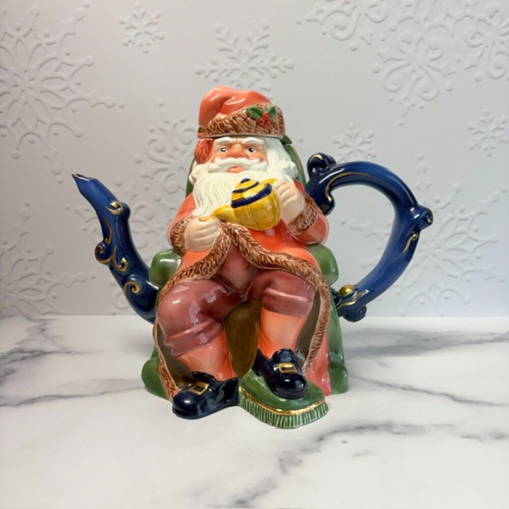 Department 56 Santa Claus Figural Teapot Green Chair Christmas Ceramic 10in
